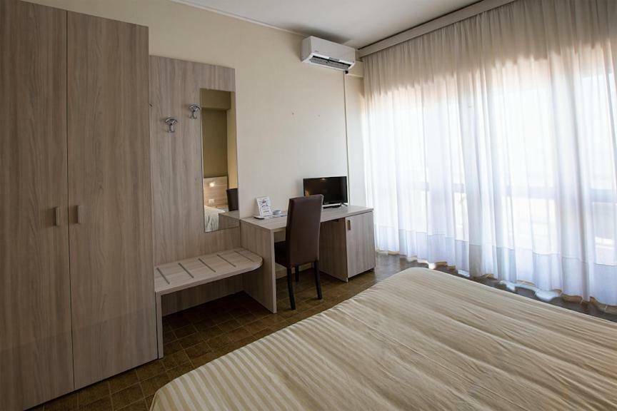 Hotel Scacciapensieri Nettuno Exterior foto