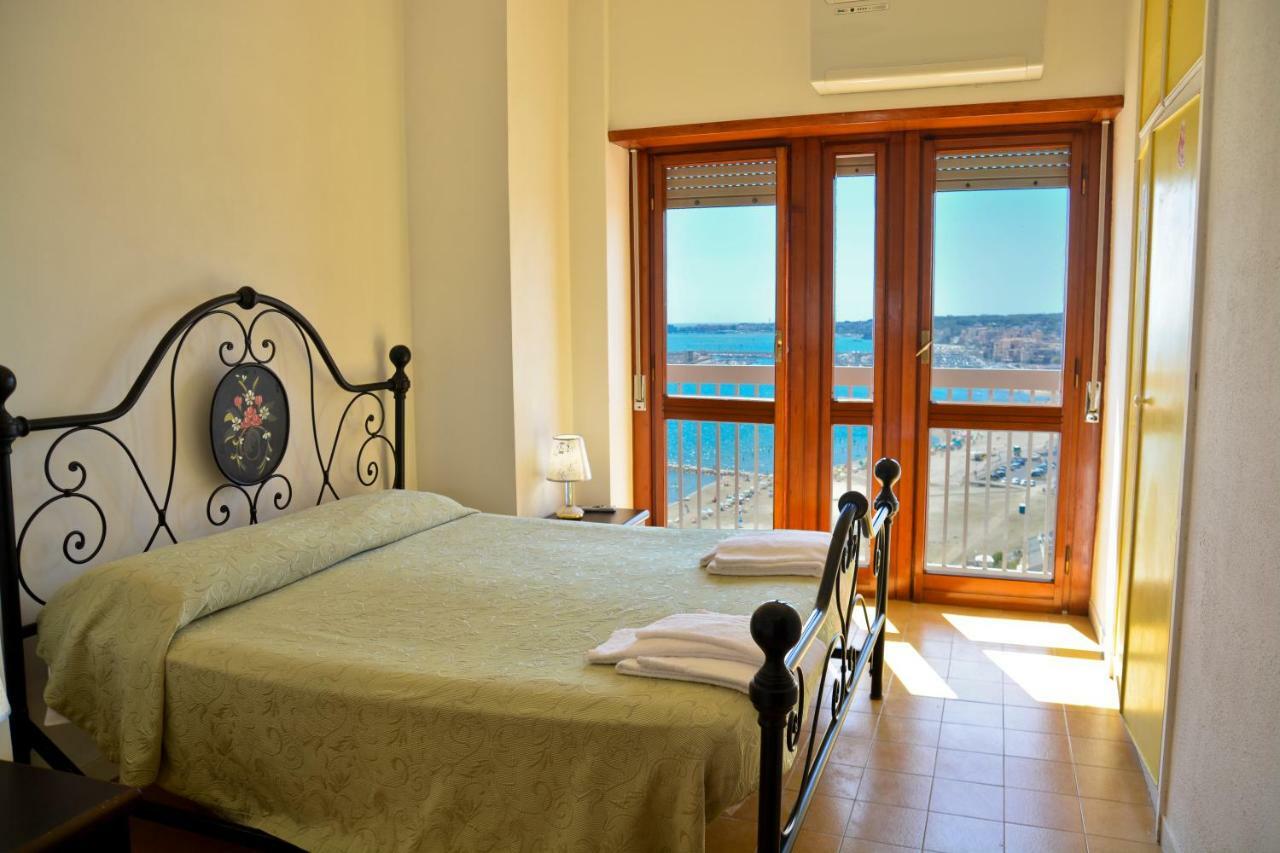 Hotel Scacciapensieri Nettuno Exterior foto